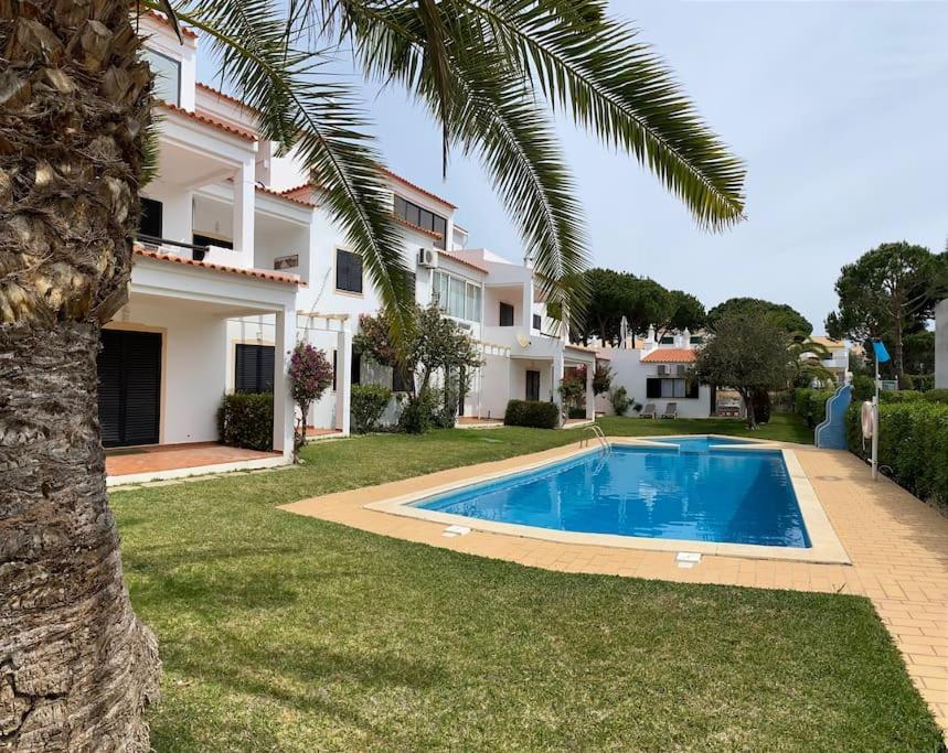 Albufeira Falesia Beach Apartment Екстер'єр фото