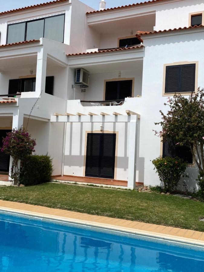 Albufeira Falesia Beach Apartment Екстер'єр фото